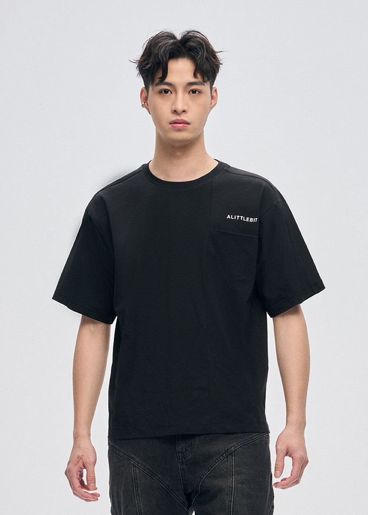 Structured Flow / 有序流線 T Shirt. (黑)