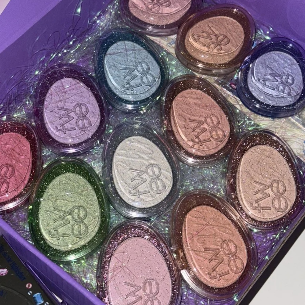 [ fwee ] Glitz Stone Highlighter (12 Colors)