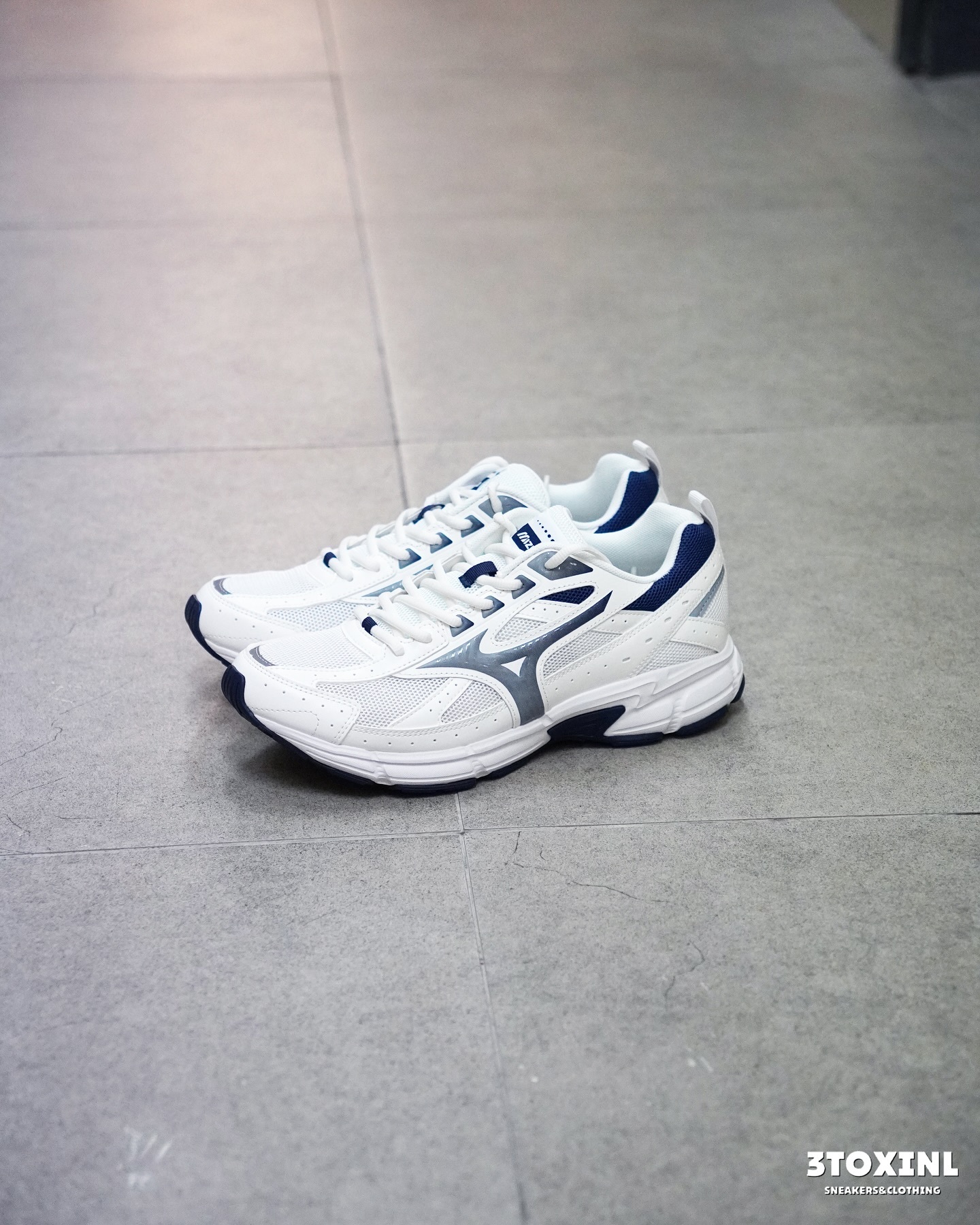新品未使用　Mizuno F-SPEED SPRO 後衛用 預訂) Mizuno Speed - D1GH223009