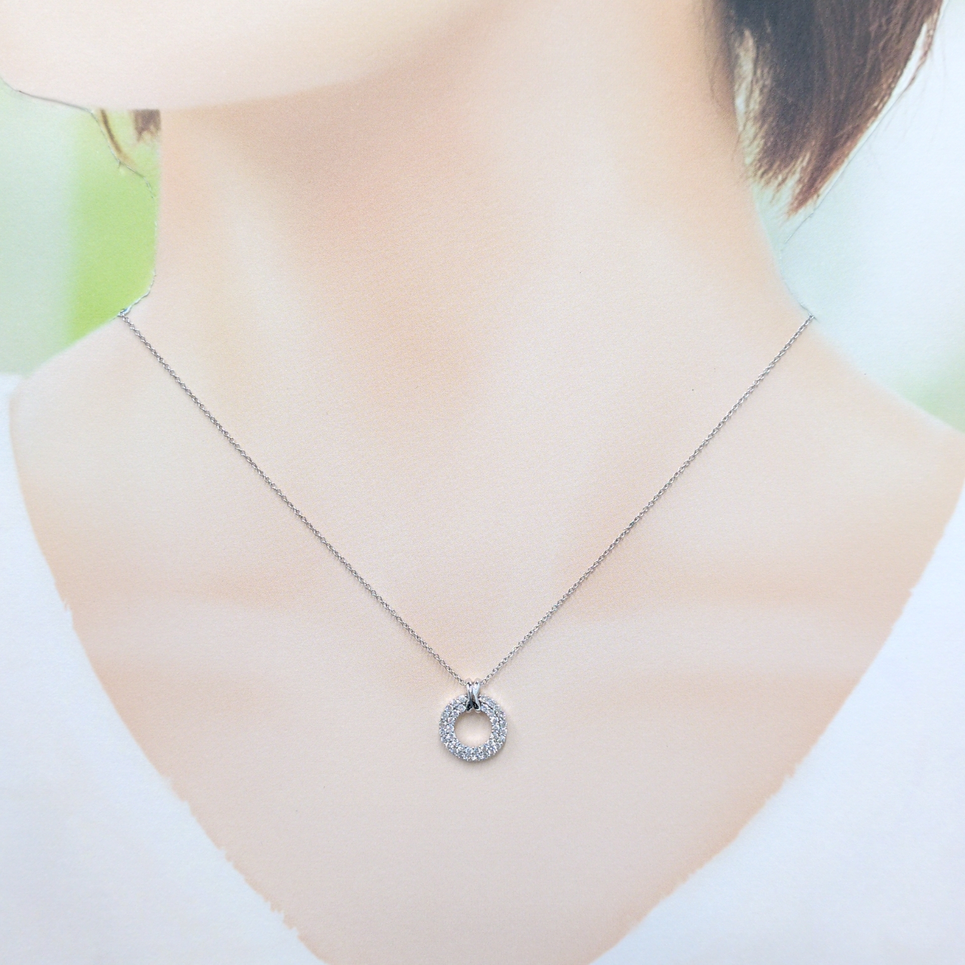 18K White Gold 0.36ct Diamond Pendant