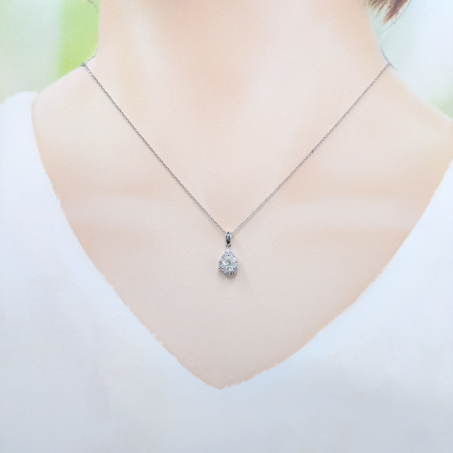 18K White Gold 0.80ct Pear Shaped Diamond Pendant