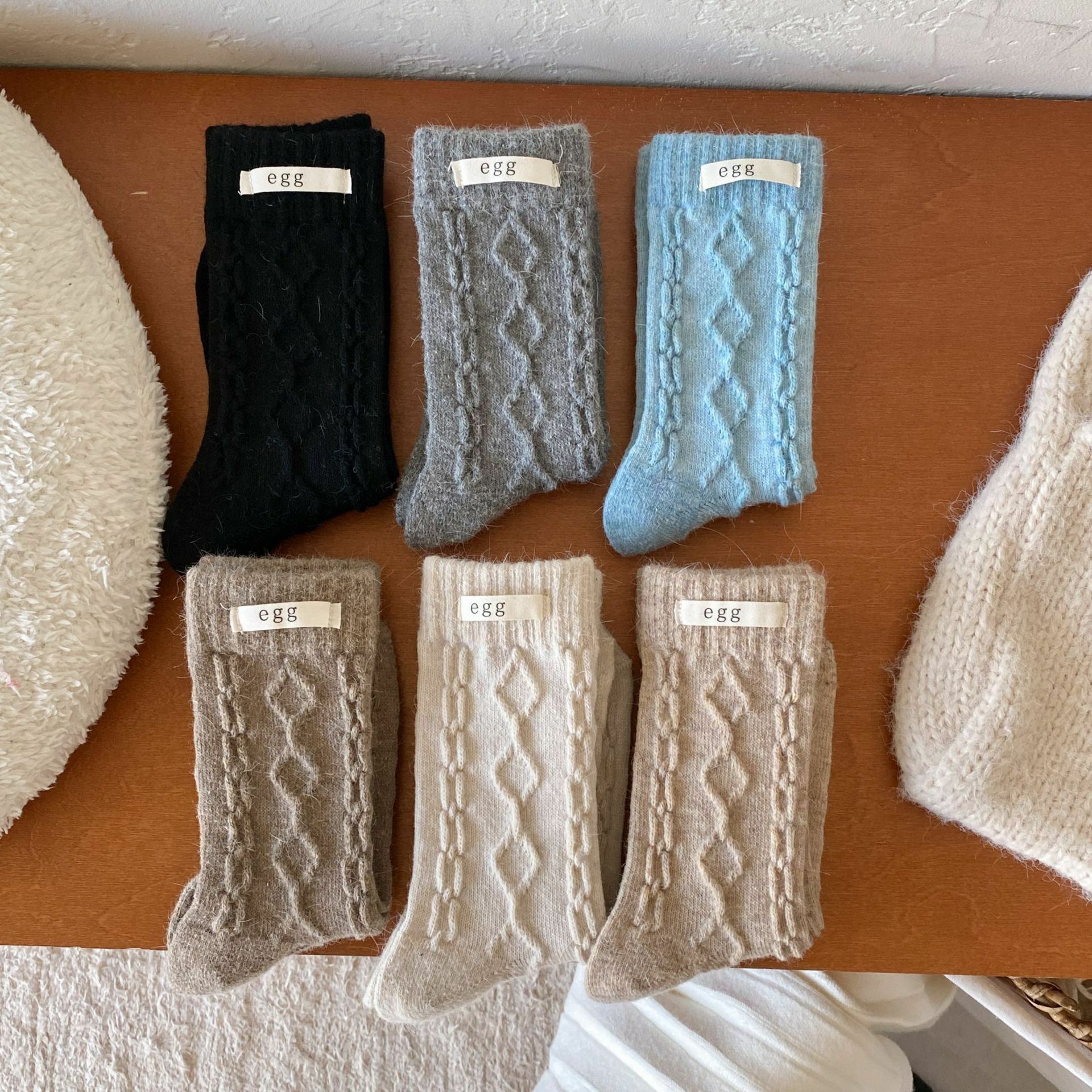 《5400》♾️秋冬ins風純色羊毛加厚布標中筒襪