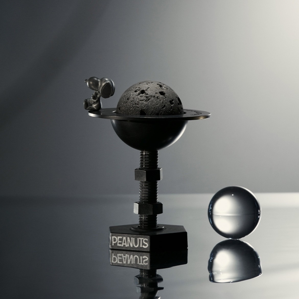 COSMIC SPECULATION x SNOOPY 發射台無火擴香石