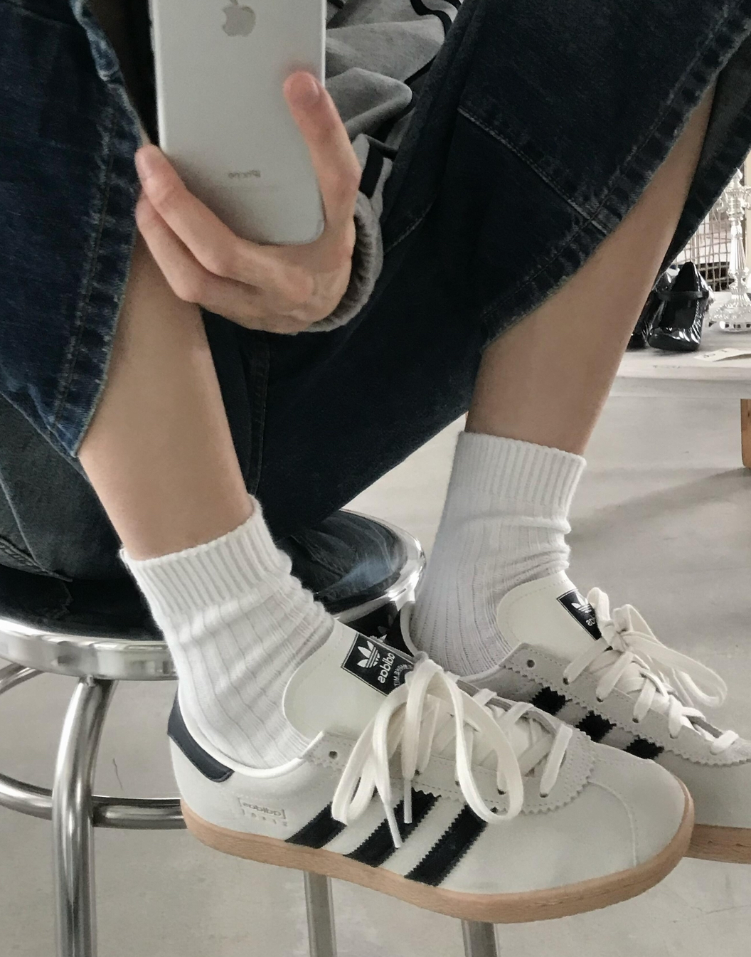 Adidas Originals Stadt 杏仁珍珠 米白色 白黑色 皮革 焦糖底 復古 德訓鞋 T頭鞋 JP8227/預購