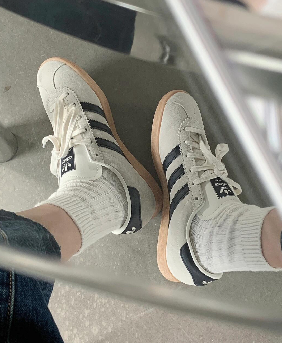 Adidas Originals Stadt 杏仁珍珠 米白色 白黑色 皮革 焦糖底 復古 德訓鞋 T頭鞋 JP8227/預購