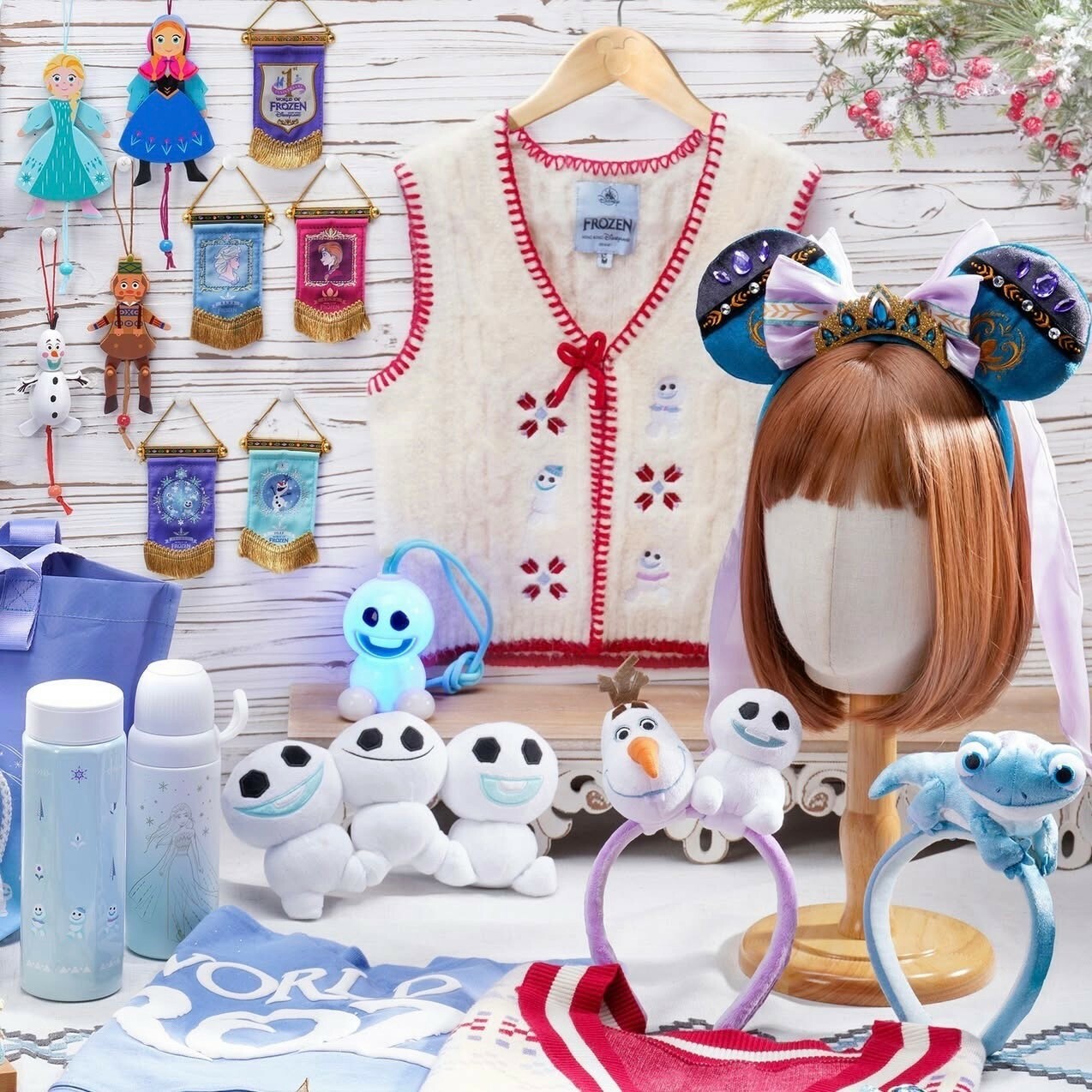 World of Frozen 限定 迷你小雪寶 Olaf 坐姿 造型 發光 掛脖 項鍊 冰雪奇緣 Frozen -香港迪士尼樂園