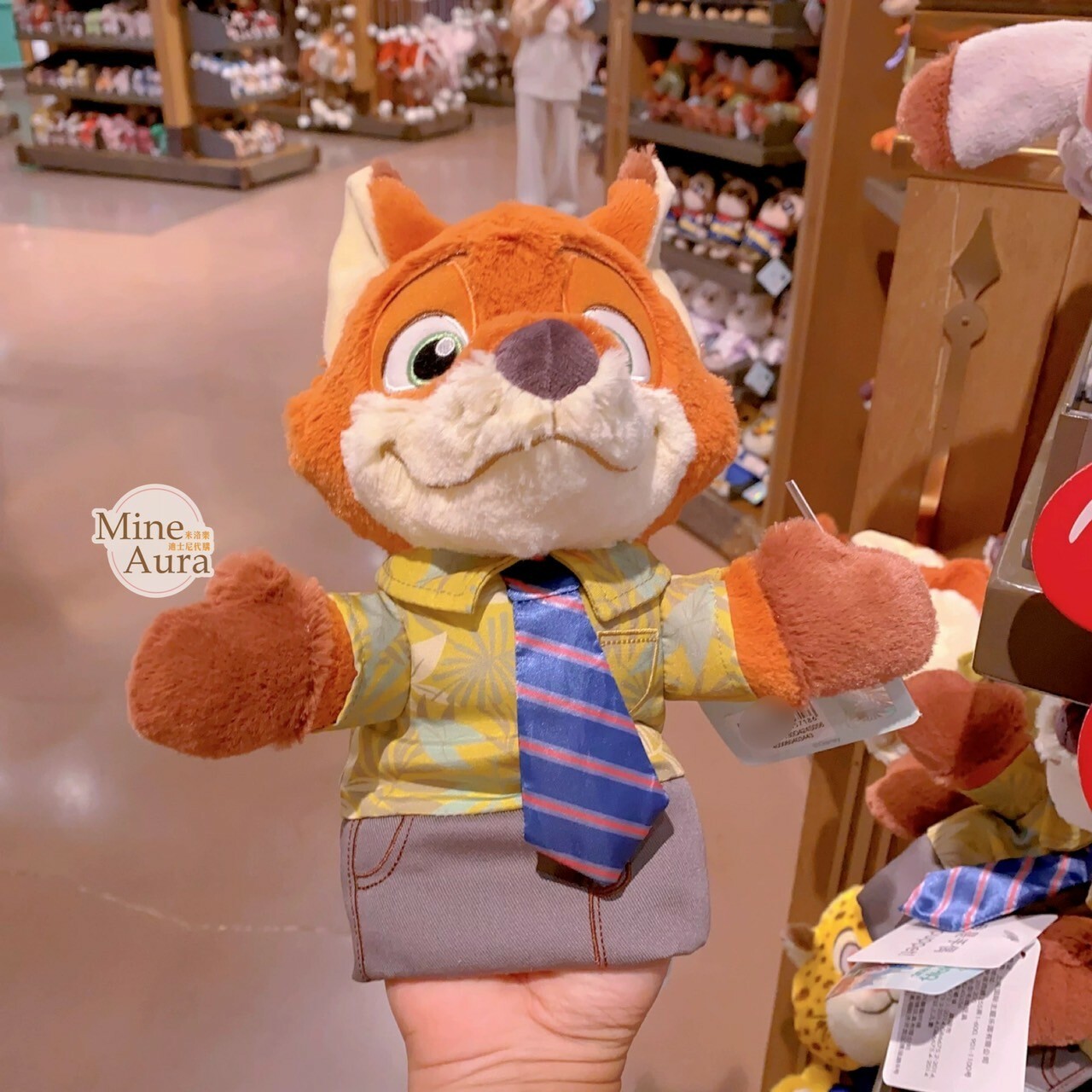 胡尼克 Nick 絨毛 手偶 娃娃 玩偶 動物方城市 Zootopia -上海迪士尼樂園