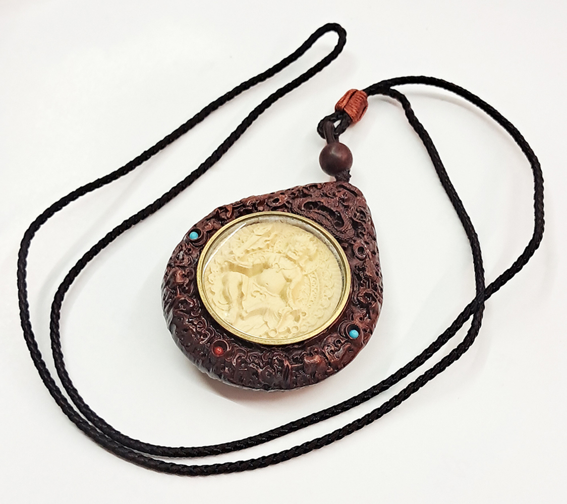 不動明王{黃楊木}鑲紫檀中國結項鍊【十方】154111