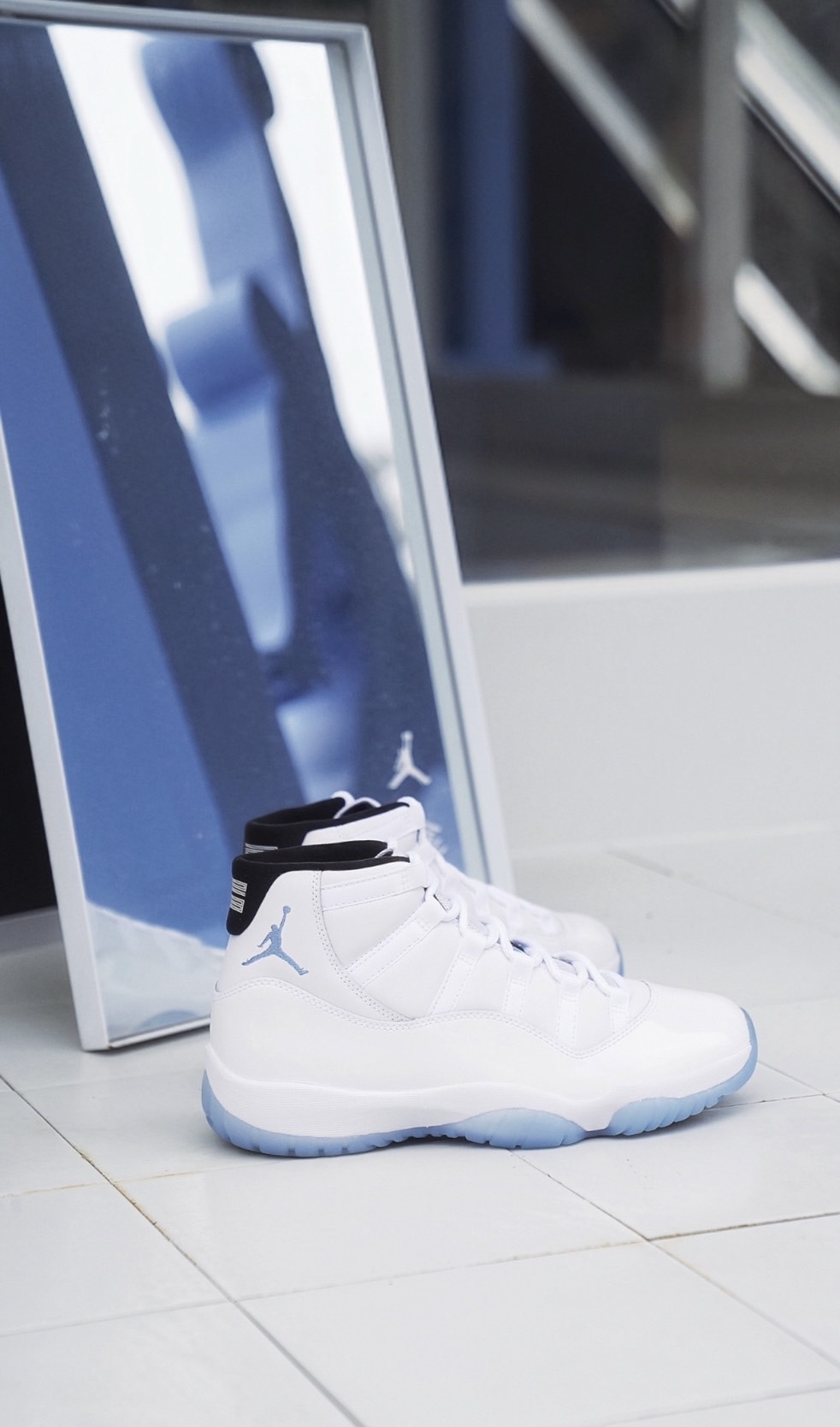 預購 Air Jordan 11 "Legend Blue" 傳奇藍