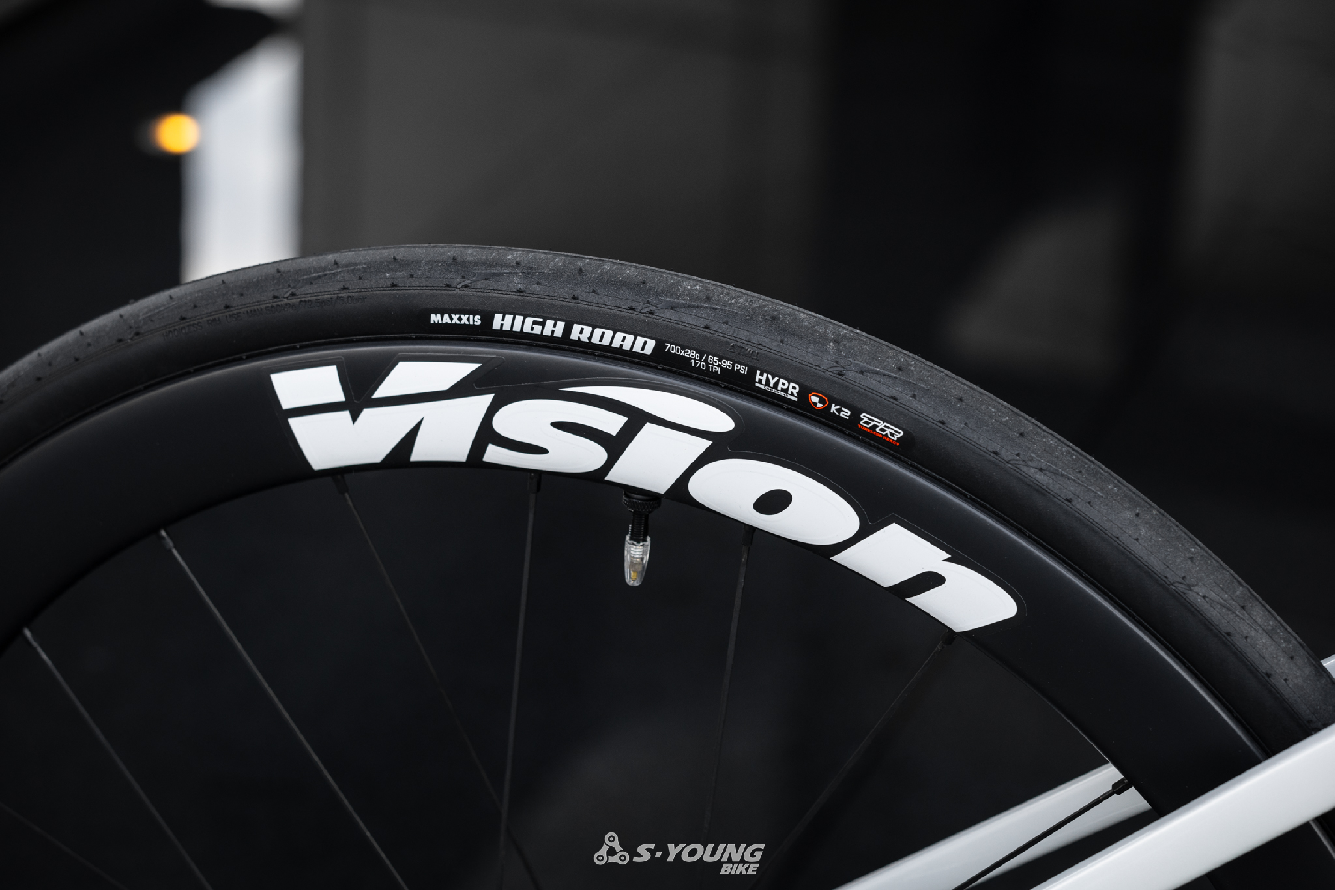 熱銷【Vision】Metron 45 SL 碟煞碳纖維輪組 / 多款標色（官網私訊享優惠）