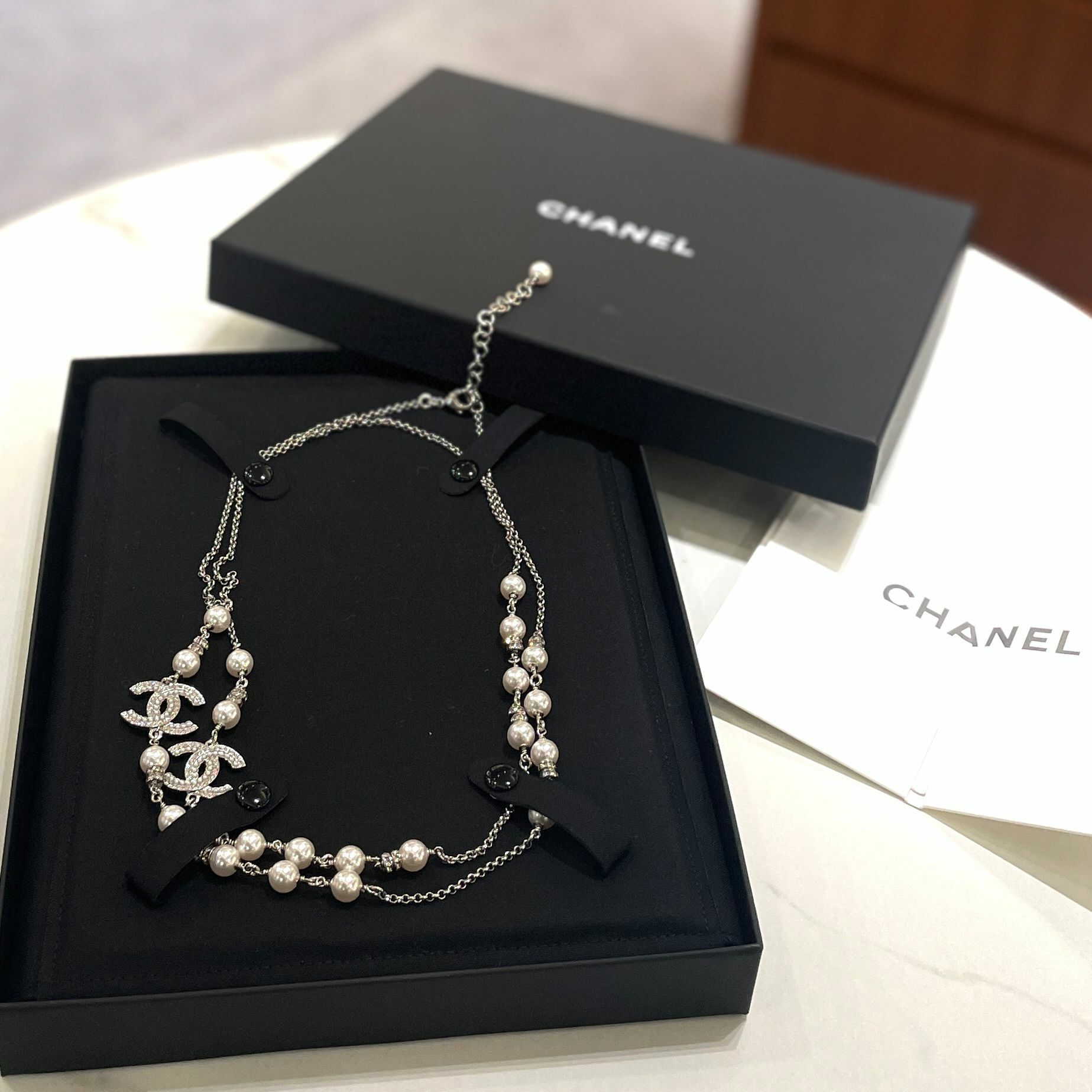 全新CHANEL 項鏈 ABD444 珍珠白色長鏈/珍珠/銀鏈NECKLACE #BRAND NEW #香榭站正品
