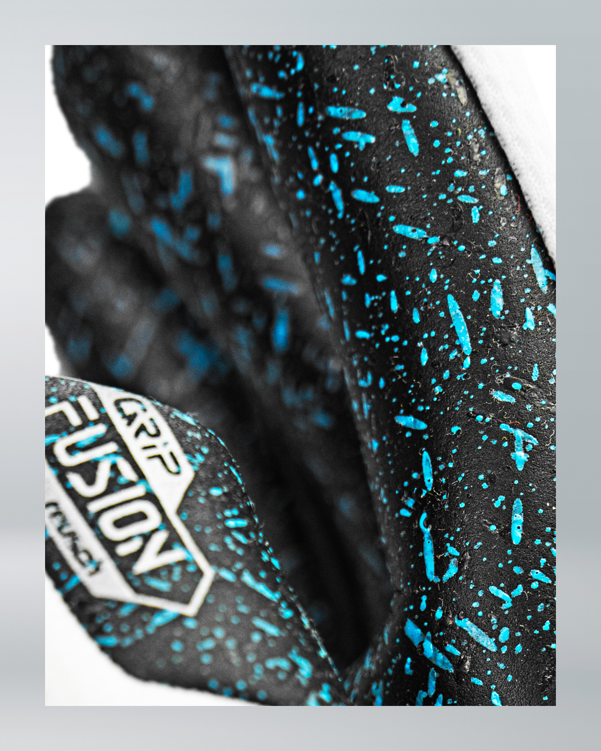 Attrakt Freegel Fusion Goaliator  2025-白色龍門手套