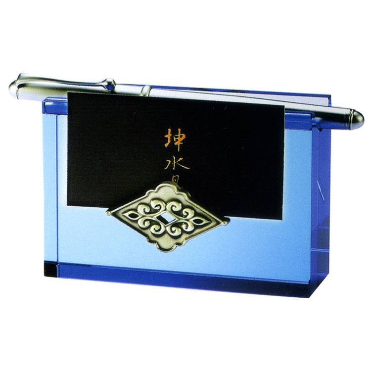 鹿港窯金屬獎座系列|見識水晶筆座 獎牌與實用結合的榮耀典範