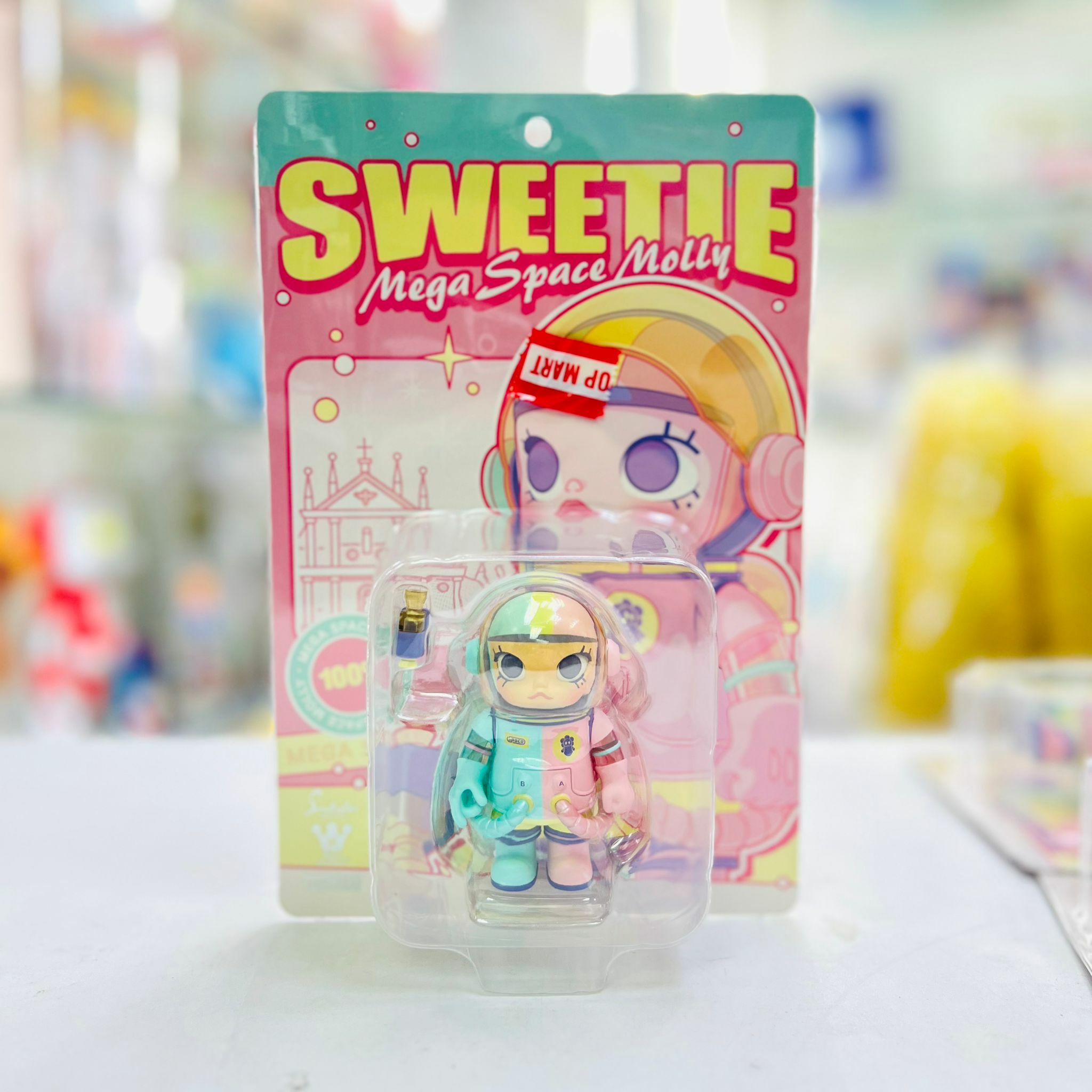 100%+400% MEGA SPACE MOLLY Sweetie蜜糖(Macau Limited)