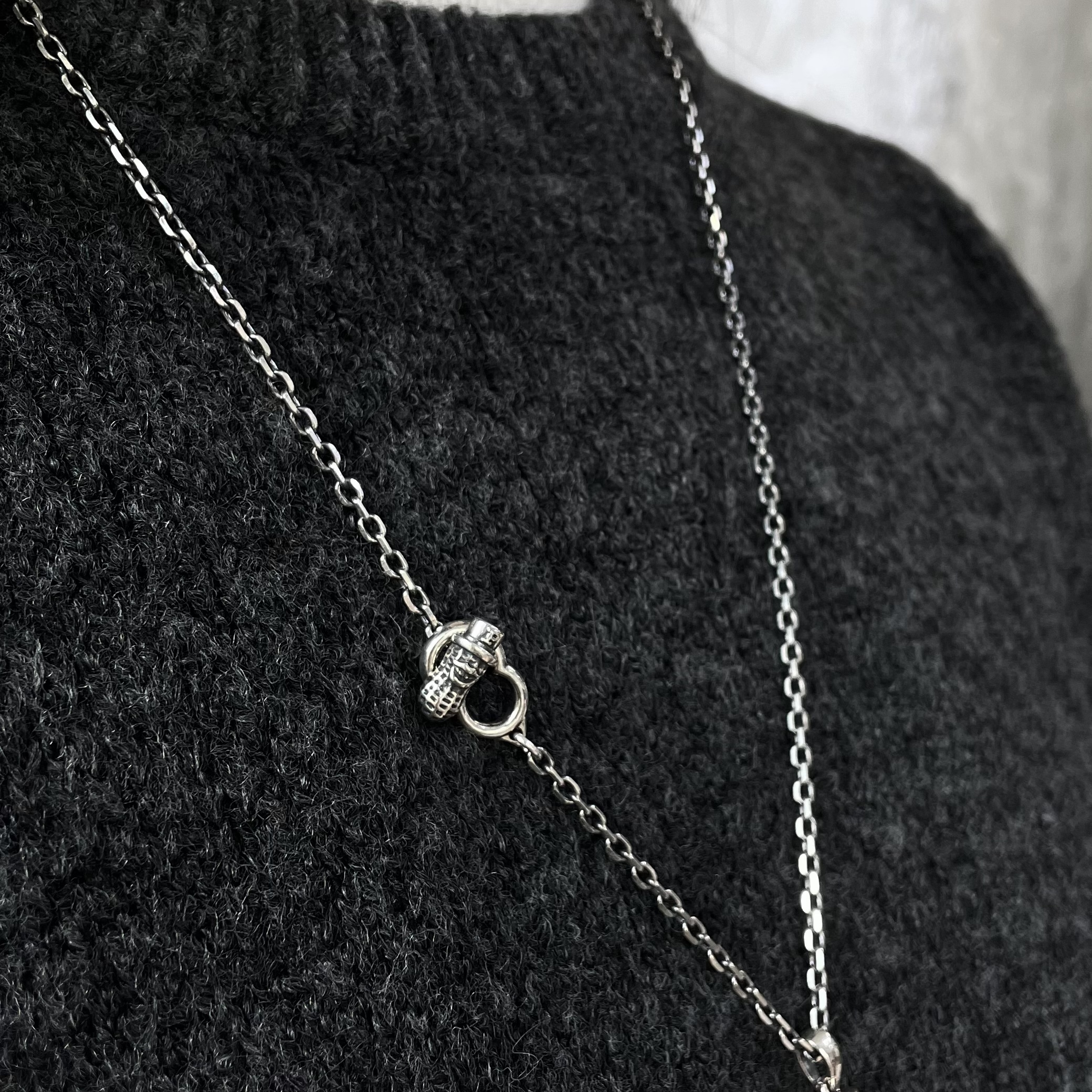 SMALL PEANUTS CHAIN SQUARE 60CM