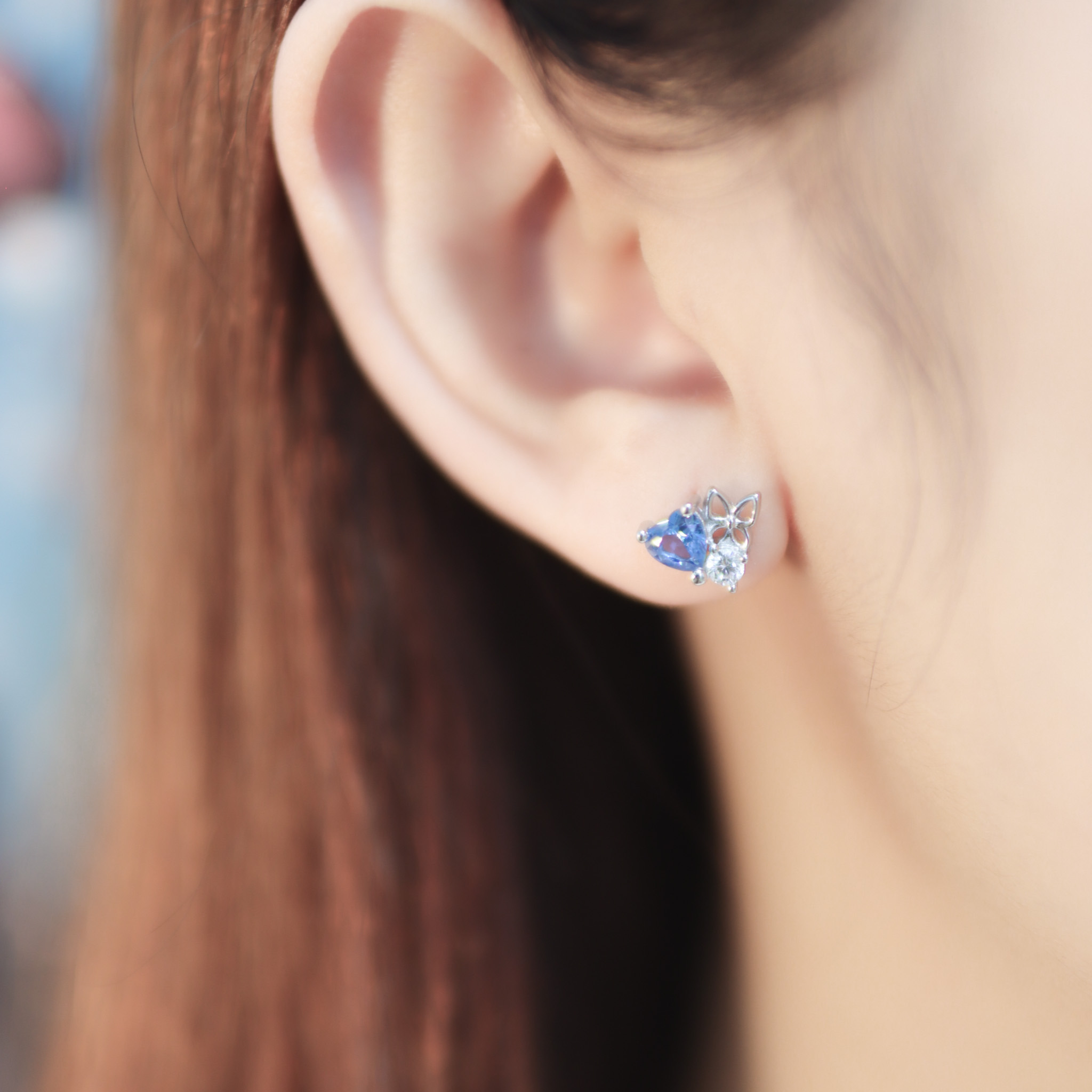 | 925純銀・白金 | 漫藍傳愛蝴蝶耳環 | EA0872 |