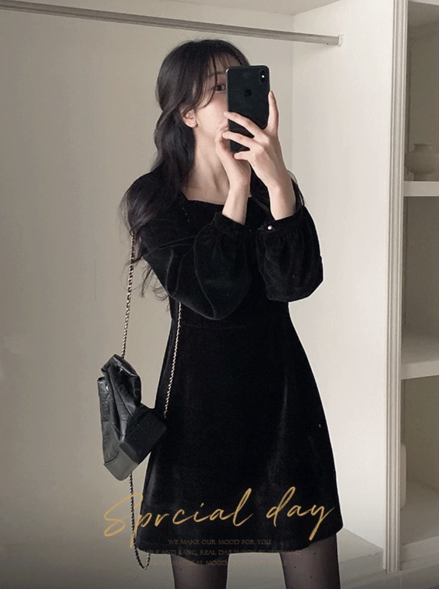 預訂｜SLOWAND #SLOWMADE Delua Velvet Square One Piece (One Color)