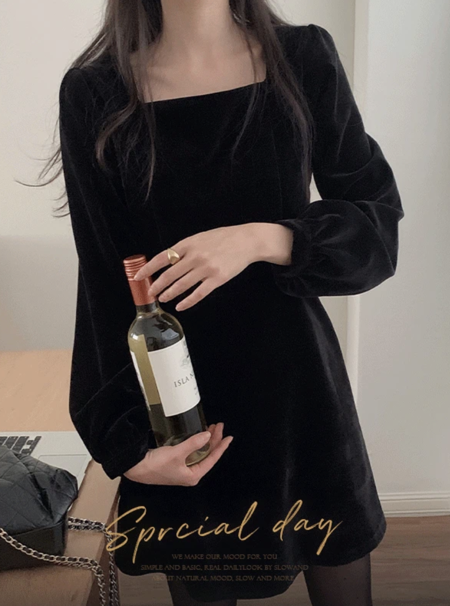 預訂｜SLOWAND #SLOWMADE Delua Velvet Square One Piece (One Color)