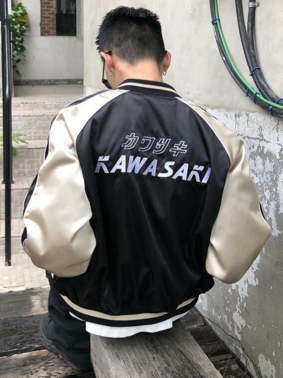 拼色英文字拉鍊外套 LIL-036JK