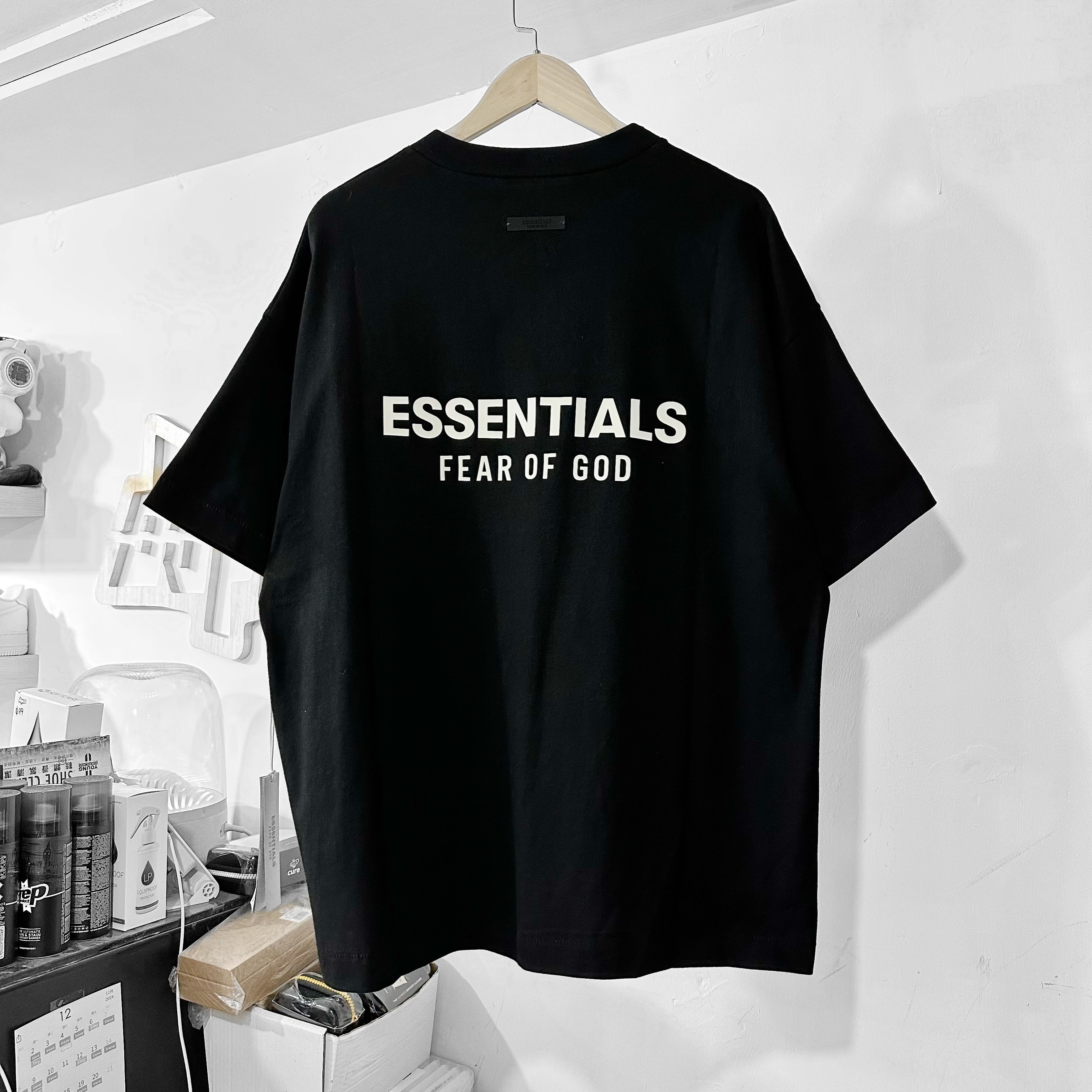Fear of God Essentials FW24 Jersey Crewneck T-Shirt (Black)