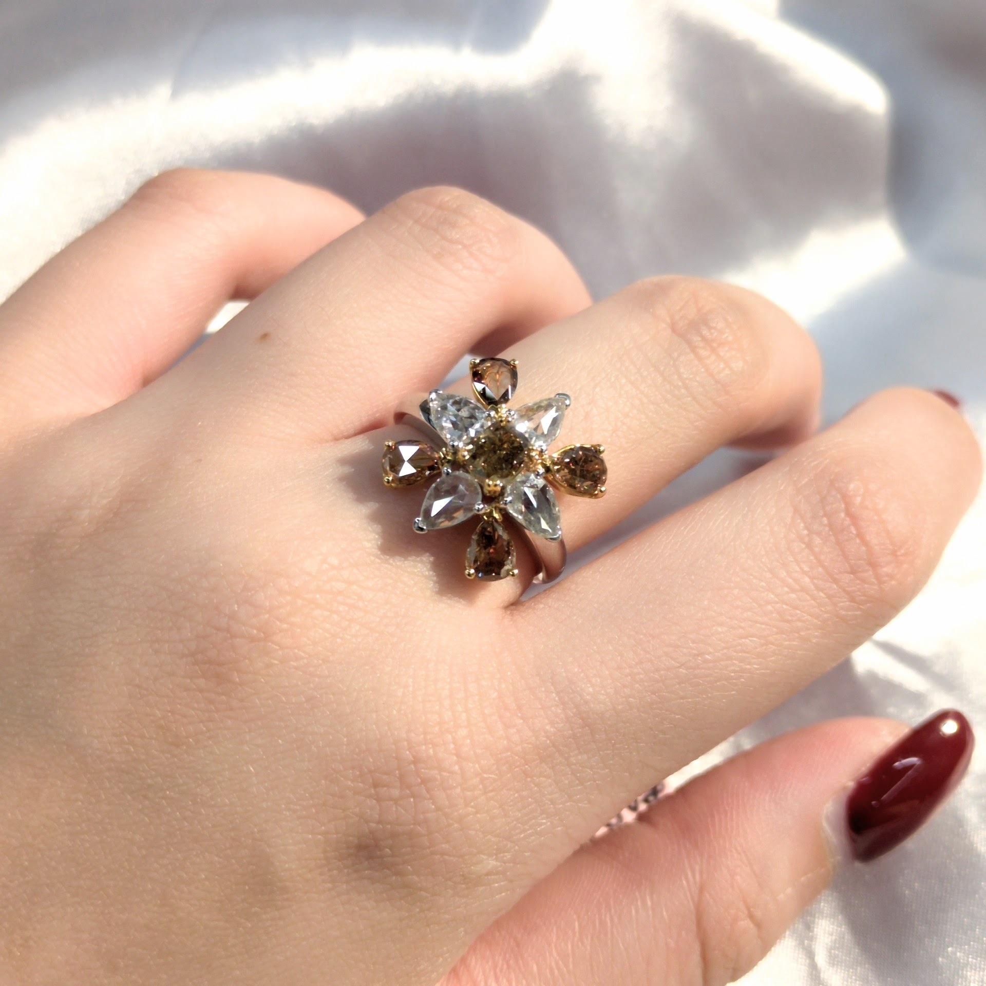 18K Gold 2.84ct Fancy Color Diamond Ring