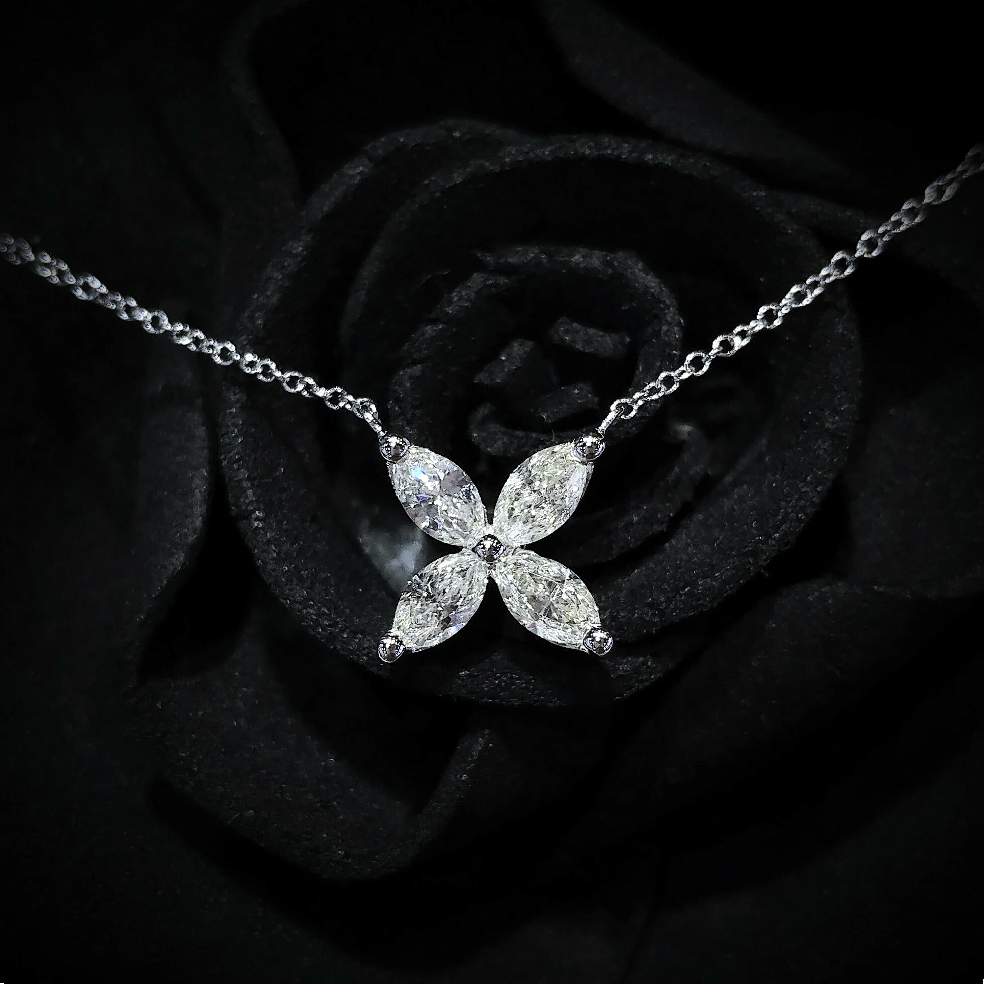 18K White Gold 0.63ct Diamond Necklace