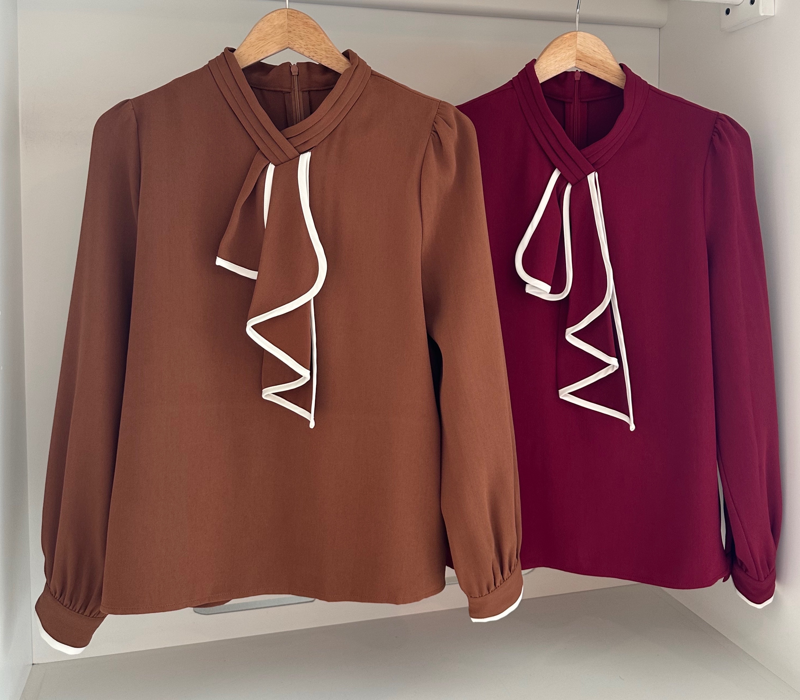 WHITE TRIMMED BOW FRONT L/SLEEVE BLOUSE