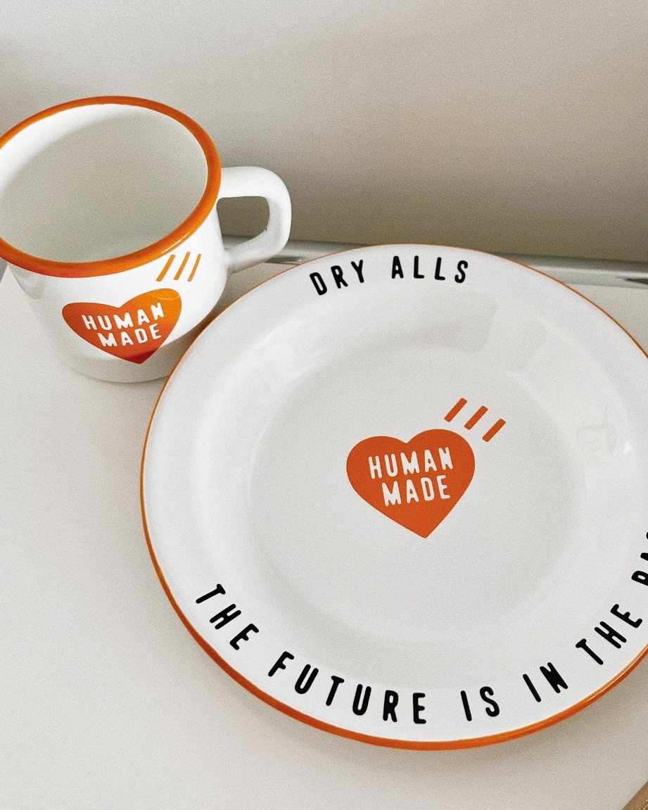 ラスト1セット Human Made Enamel Plate MUG ホーロー Human Made Enamel Plates Mugs Leather Belts HBX Release