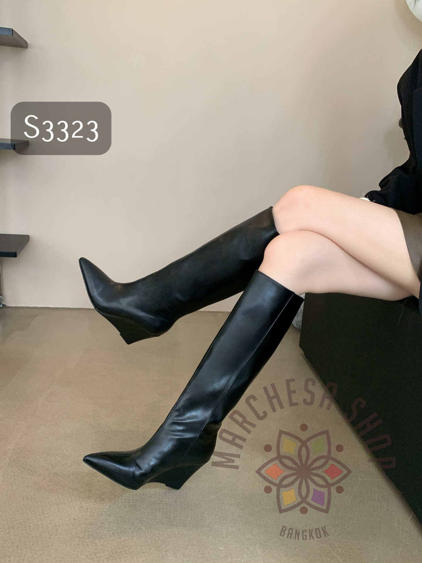 S3323- 真皮牛皮百搭尖頭船踭濶筒長靴