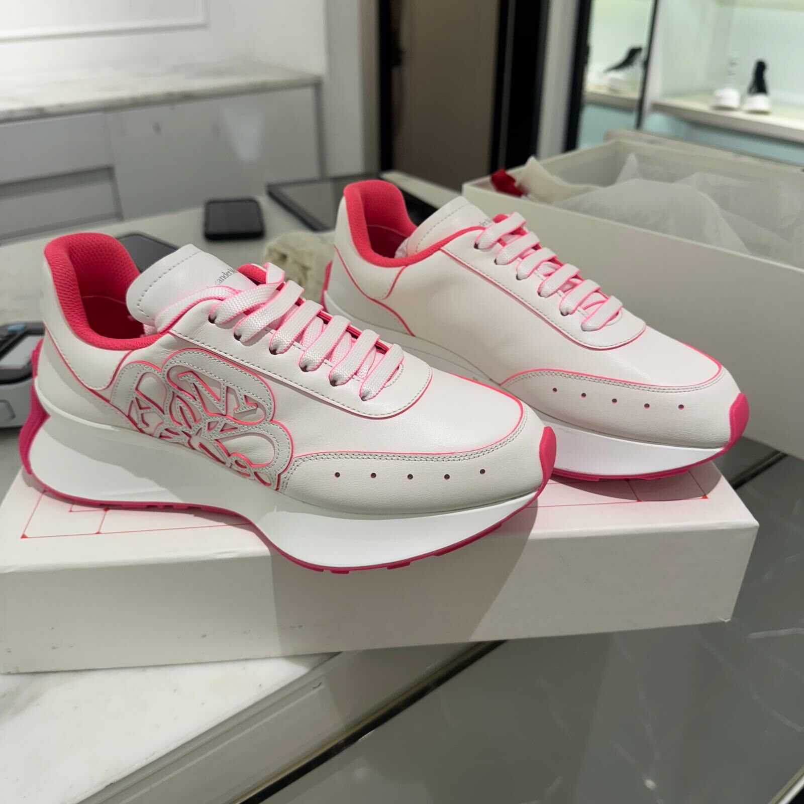 Alexander McQueen sprint sneakers pink