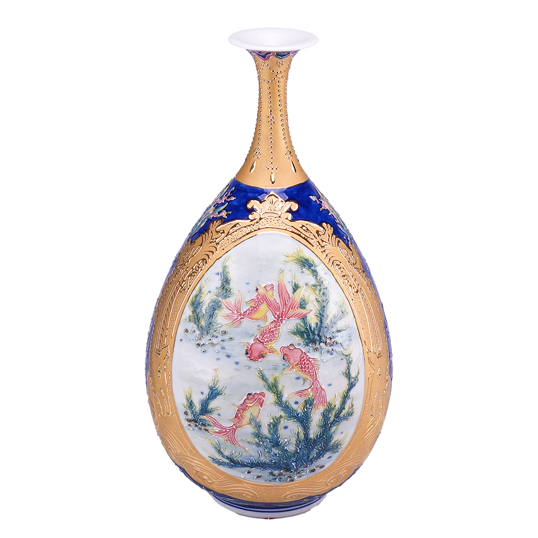 中國陶瓷五千年精品展」中的元青花梅瓶在台北帝圖亮相- Arts