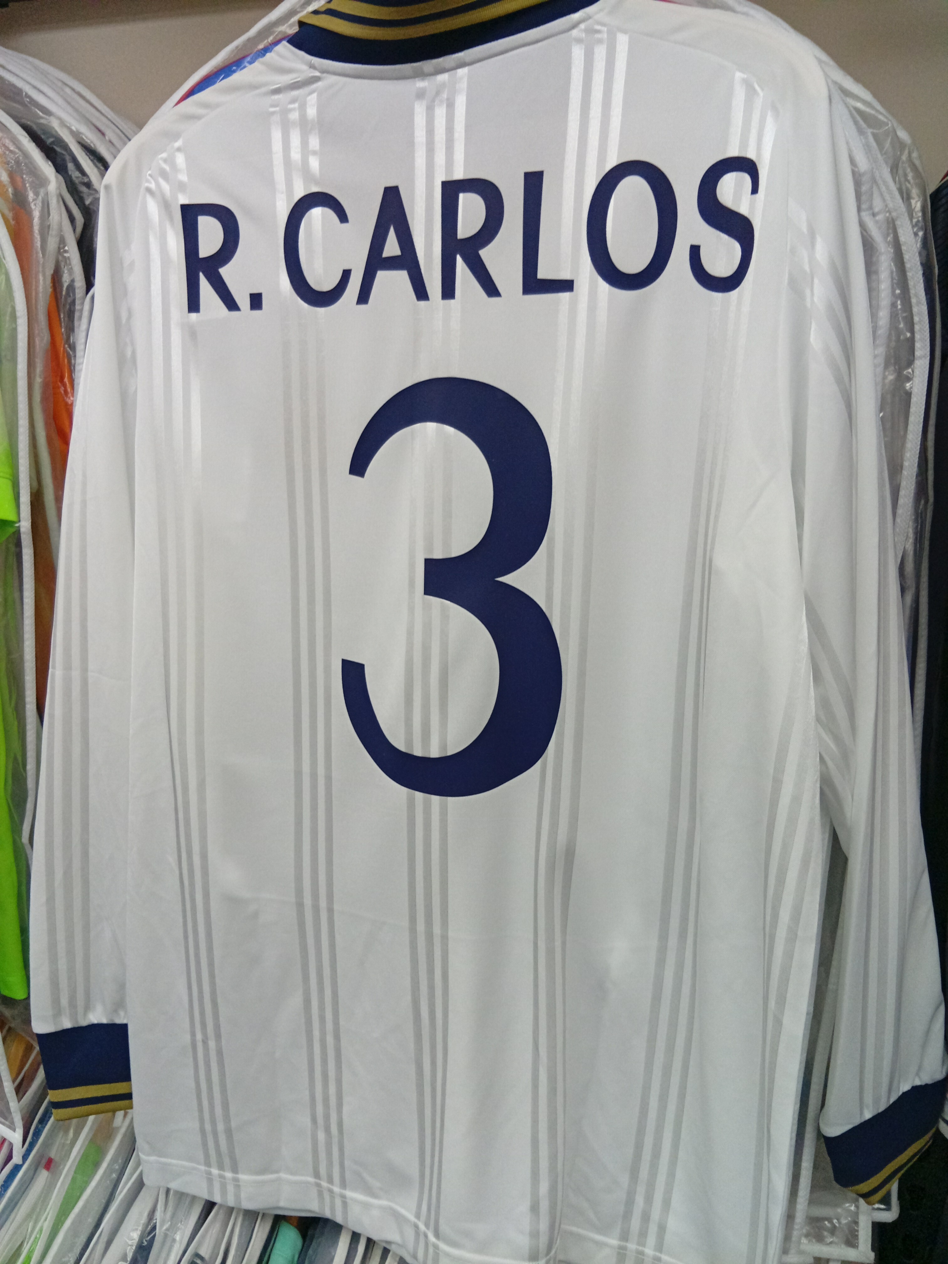 皇家馬德里Icon復刻卡路士球衣