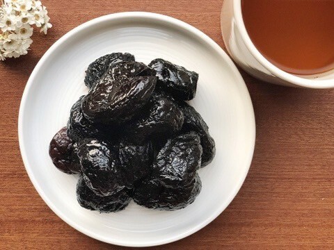化應子 Seedless Black Plum