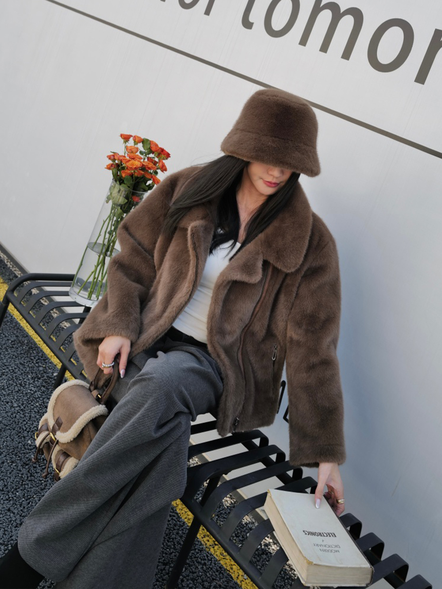 騎士貂毛皮革貴氣外套*3色