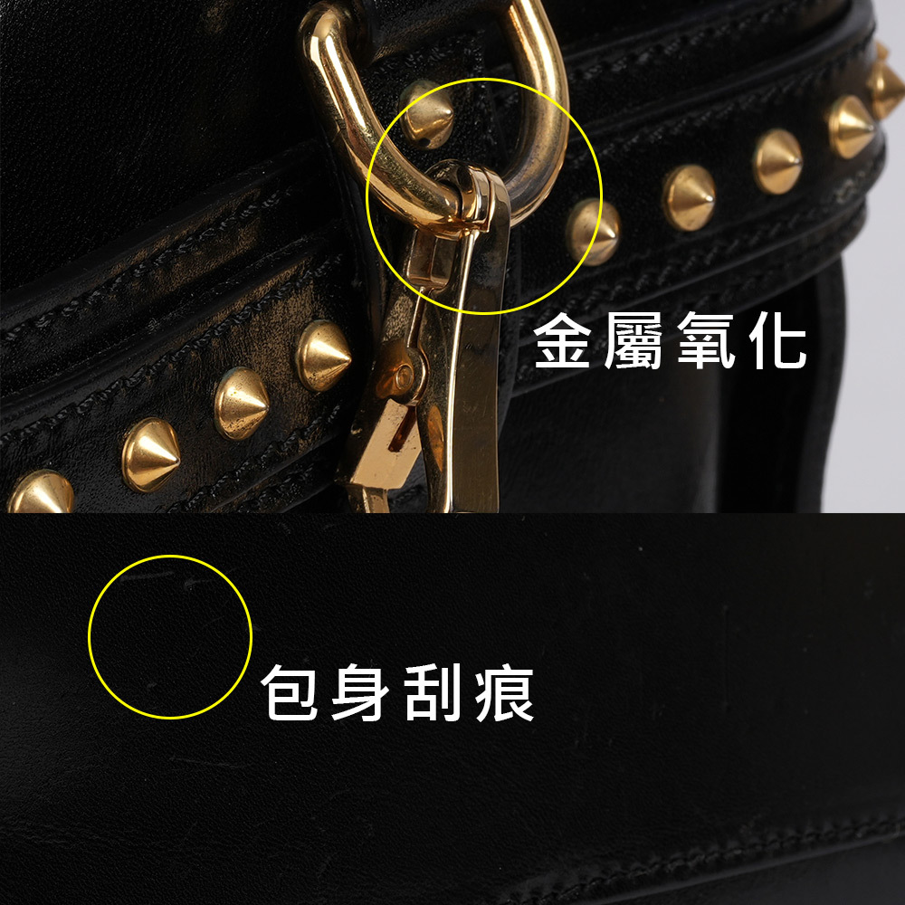 【BURBERRY】Alchester 鉚釘造型牛皮中款保齡球二用包(黑色) 38585091