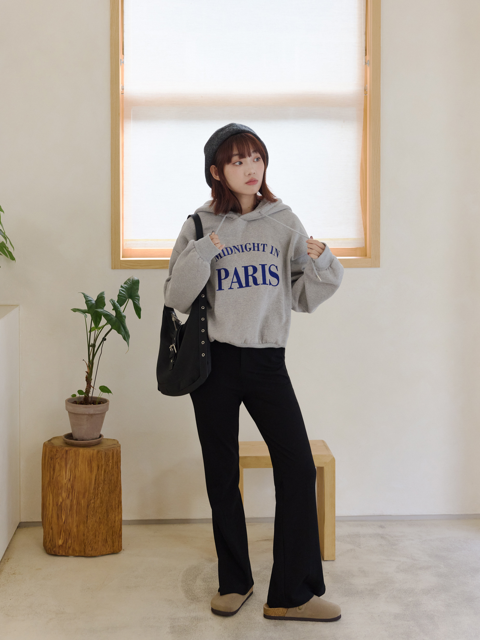 內刷毛刺繡字母帽T