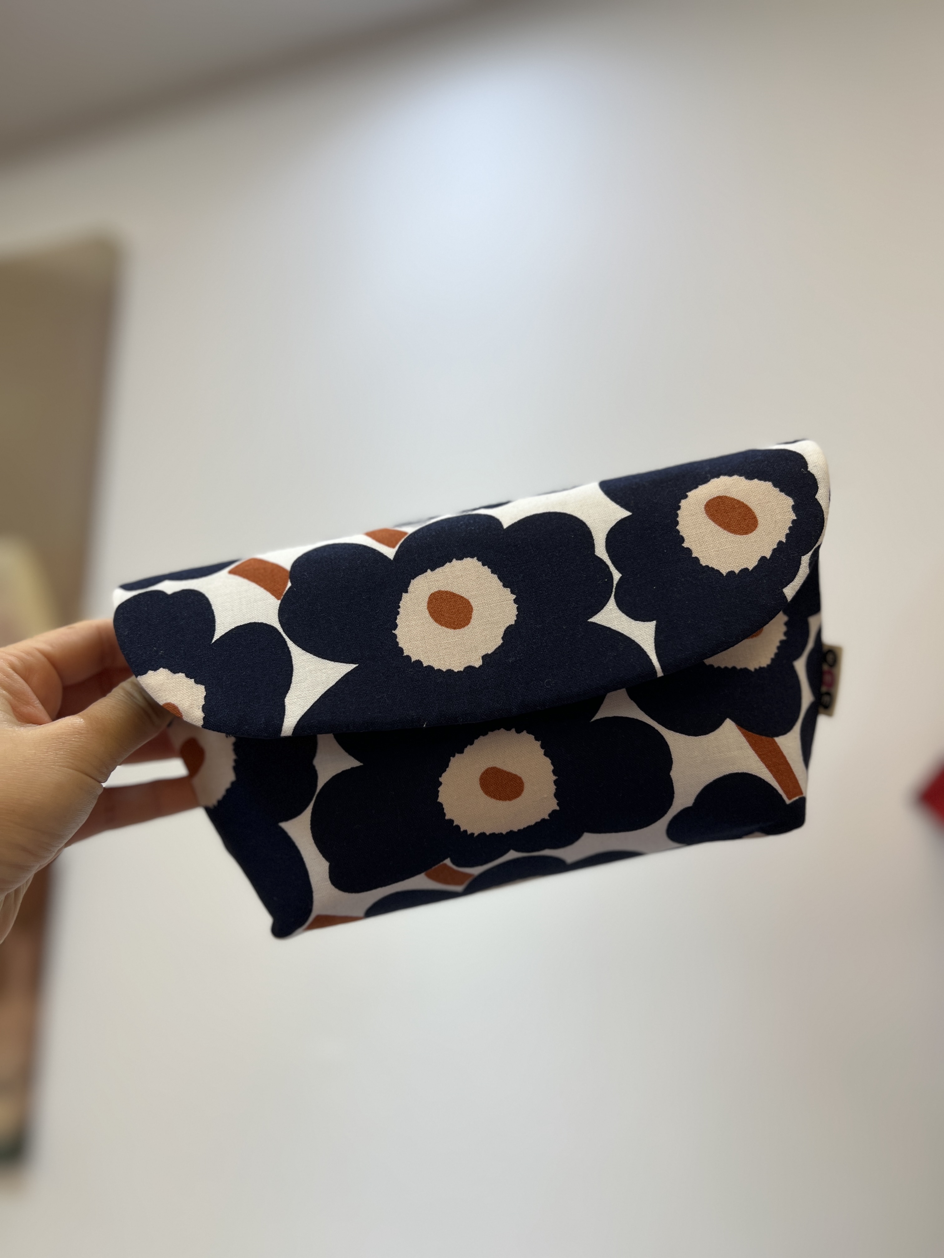 利是Pouch | Marimekko cotton Fabric | Navy x brown