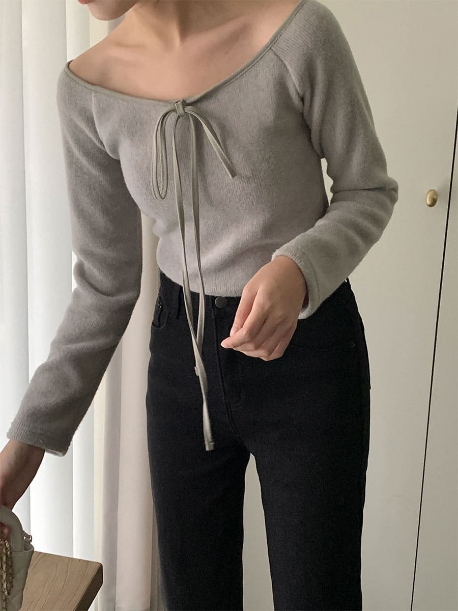 韓國Cherrykoko授權 質感大圓領絨毛感蝴蝶結綁帶上衣