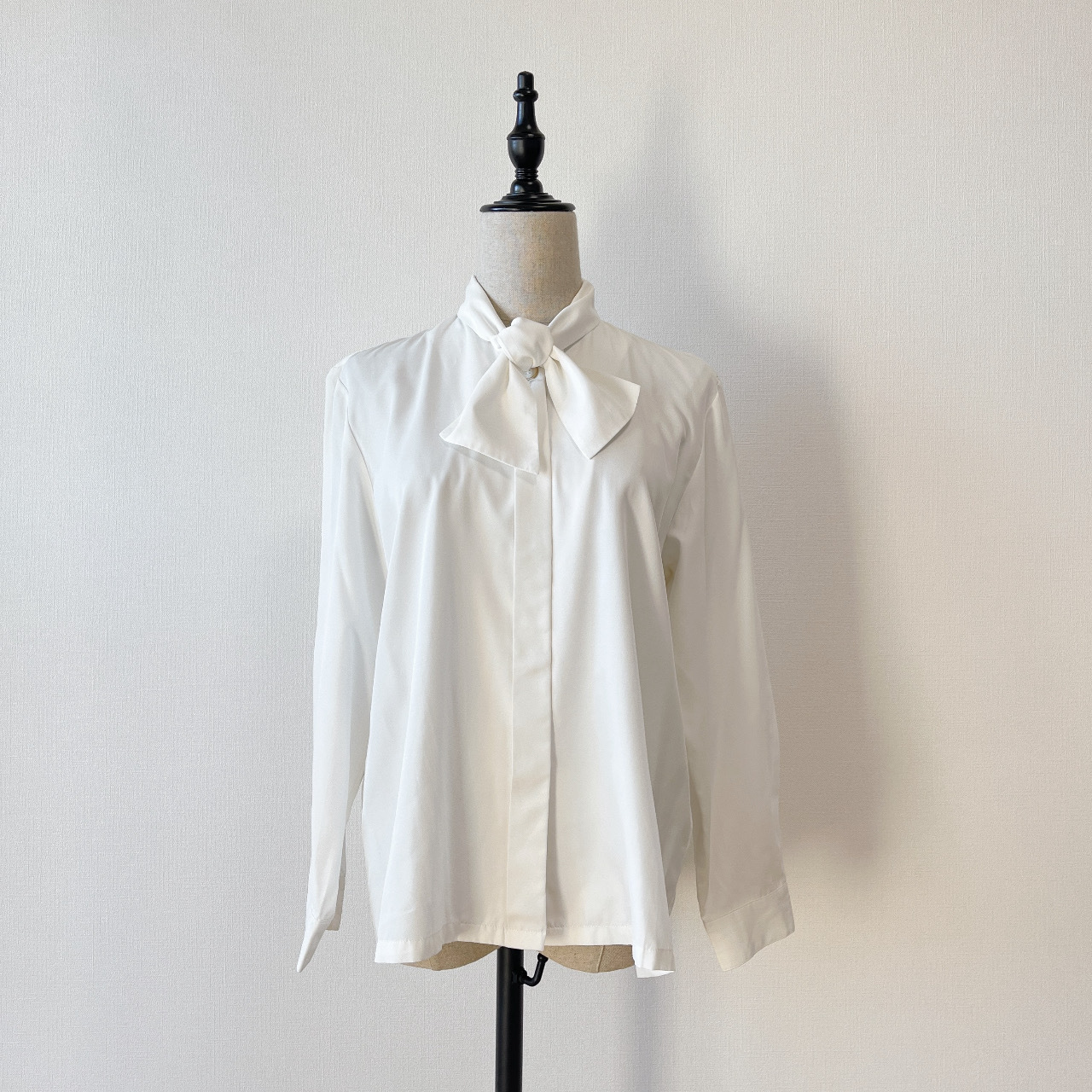 白色蝴蝶結古著上衣