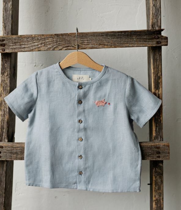 (預購)ALL THE BEAUTIFUL LINEN 亨利領短袖上衣 SHORT SLEEVE CLASSIC SHIRT