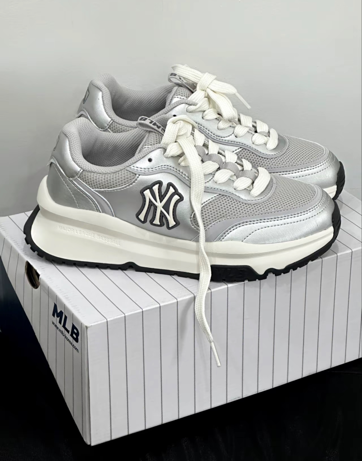 MLB Chunky Runner Shcrl 錫灰色 銀色 洋基隊 NY 厚底 復古 Y2K 慢跑鞋 老爹鞋 3ASHCRL3N-50GRS/預購