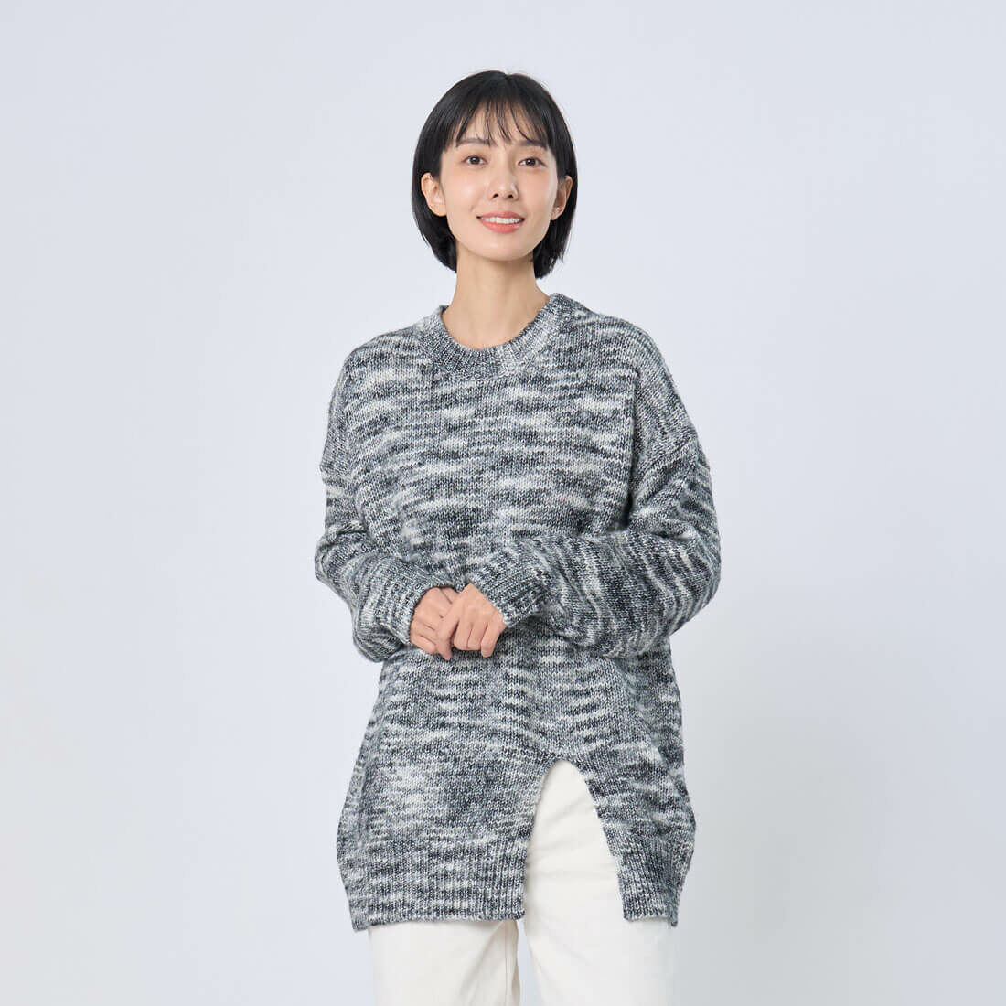 Frida圓領落肩灰階開衩針織衫毛衣