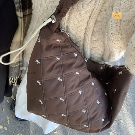 《5419》氣質韓系溫柔蝴蝶結羽絨斜背包