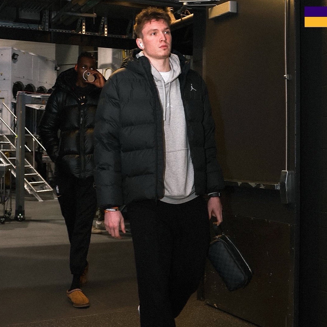 NIKE JORDAN BROOKLYN 防潑水 羽絨 連帽 外套 兩色 (男款)