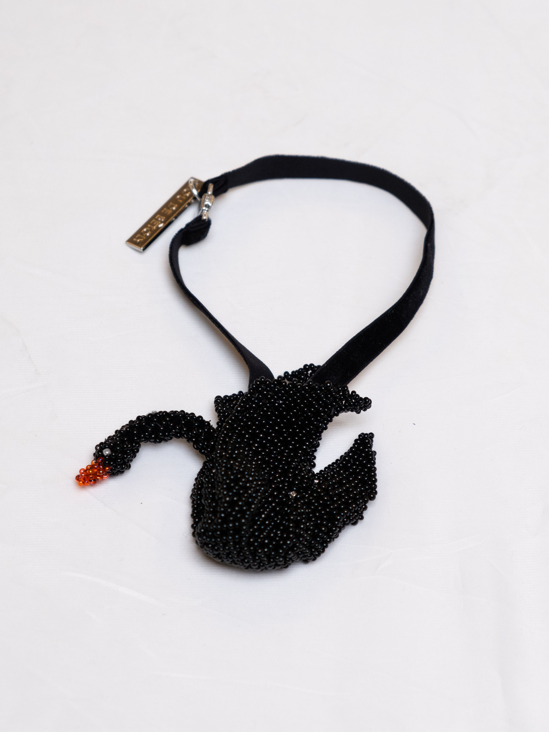 Swan Choker Black