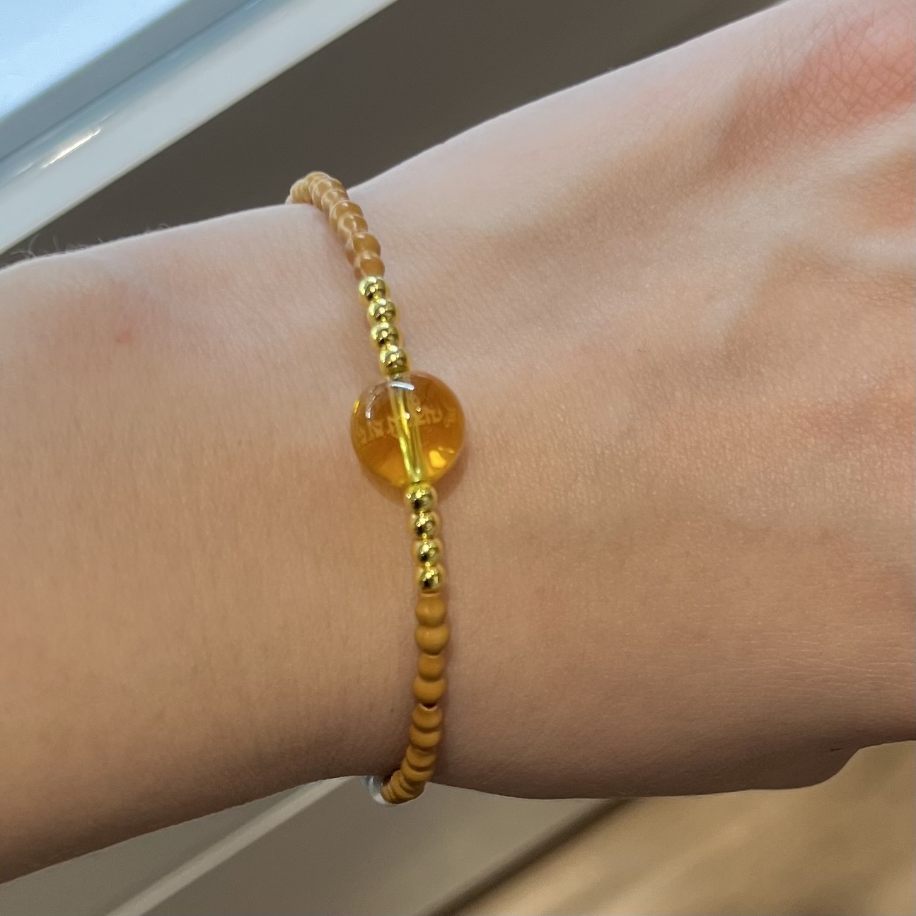 B) 雍和宮黃財神心咒手環