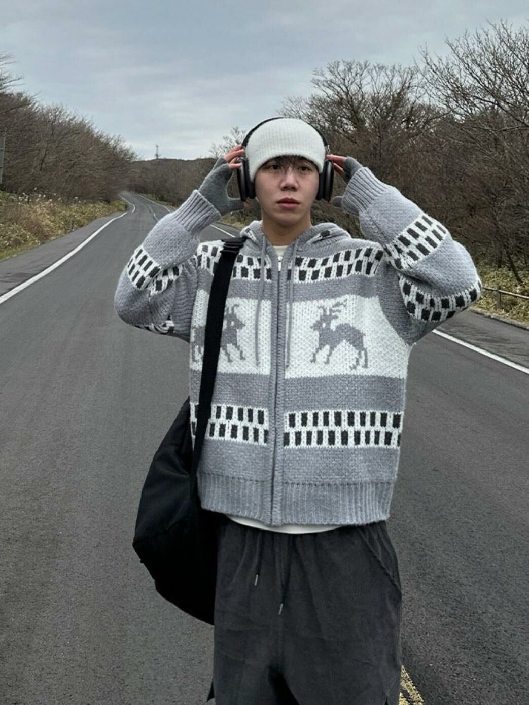 鹿圖案連帽針織拉鍊外套 JK2194