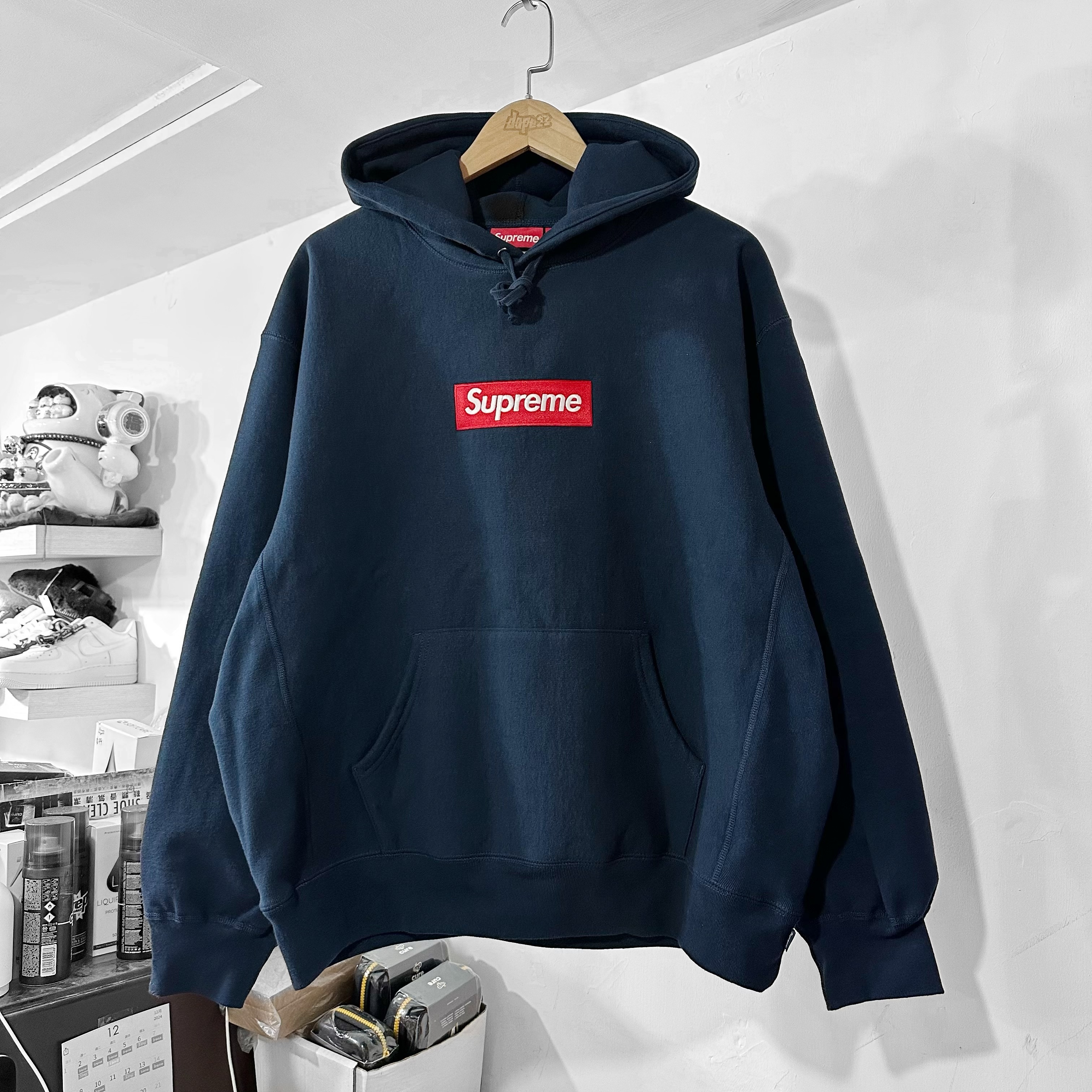Supreme FW24 Box Logo Hooded Sweatshirt 衛衣 Navy