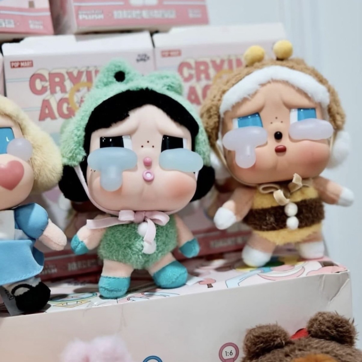 POP MART 泡泡瑪特 哭娃 CRYBABY 眼淚工廠 搪膠臉 毛絨 盲盒