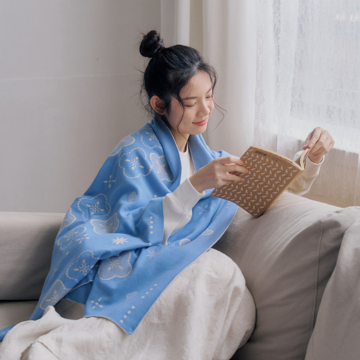 Scarf/Begonia Glass Pattern No.16/Breeze Blue